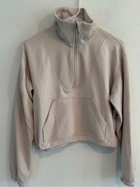 Cropped Half-Zip Turtleneck Pullover in Light Beige